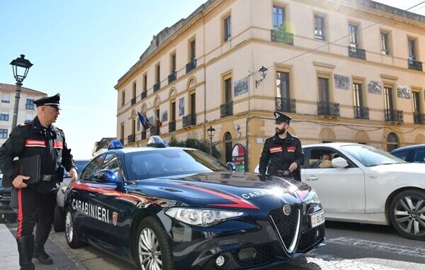 carabinieri auto ridim carabinieri auto