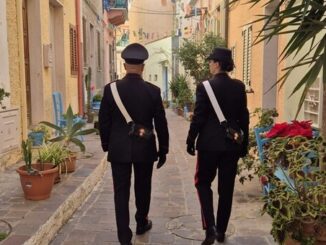 carabinieri coppia