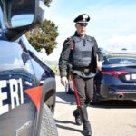carabinieri durante un posto di blocco