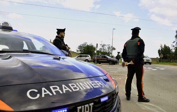 carabinieri posto di blocco. ridimjpg carabinieri posto di blocco