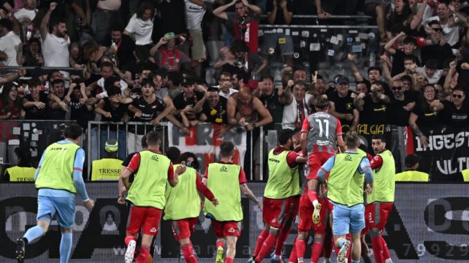 La Cremonese vince 3-2 a La Spezia e torna in A