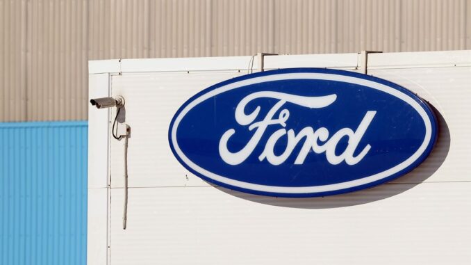Ford richiama 1 milione di veicoli negli Usa per problemi a telecamera