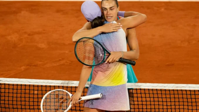 Swiatek giù dal trono, a Parigi sarà finale Sabalenka-Gauff
