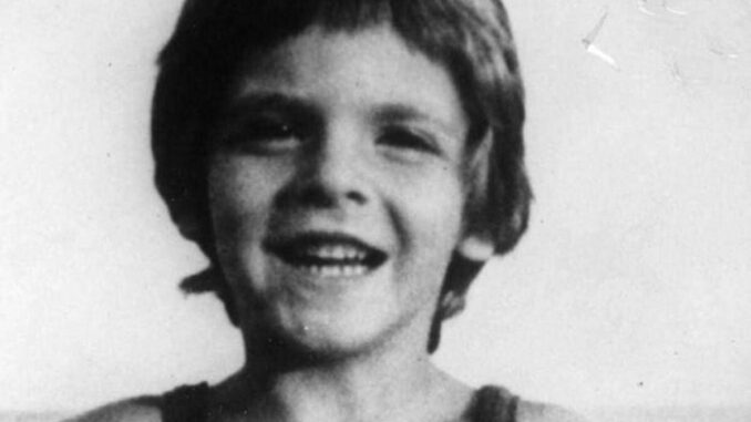 Alfredino Rampi, 44 anni fa la tragedia indimenticabile del bimbo intrappolato in un pozzo a Vermicino