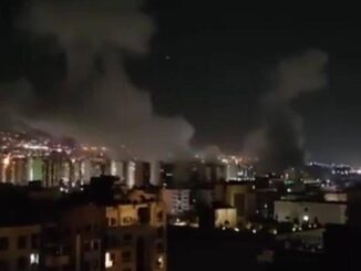 Attacco israeliano allIran colonne di fumo su Teheran Video
