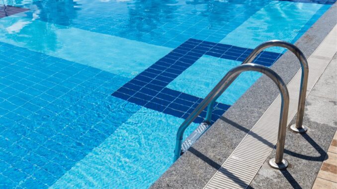 Bimbi intossicati in piscina, indagato il titolare del centro sportivo alla Borghesiana