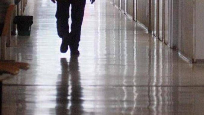 Foggia, morto il 17enne colpito alla testa da un proiettile nelle campagne di Torremaggiore