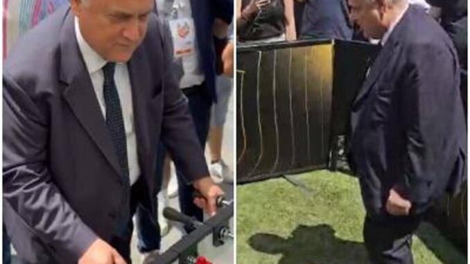 Lotito show a Parma: gioca a biliardino e… sbaglia un rigore – Video