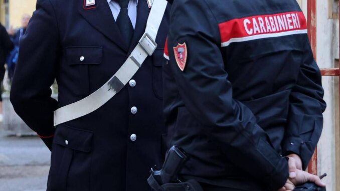 Mantova, 90enne fa retromarcia e uccide la moglie