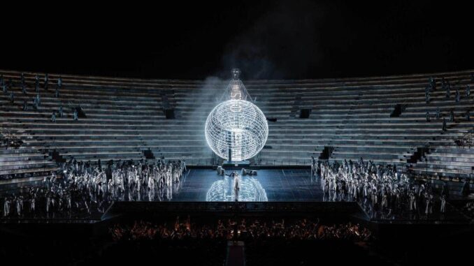 Nabucco all’Arena di Verona, apertura da brividi