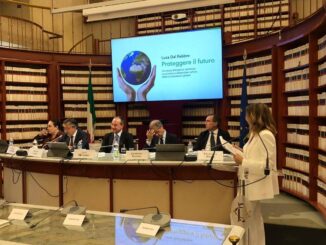 Proteggere il futuro libro di Luca Dal Fabbro guida per governare il cambiamento
