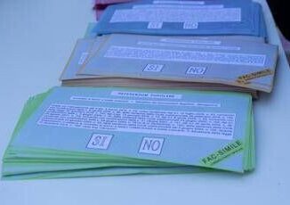 Referendum i quesiti sul lavoro le ragioni del si e quelle del no spiegate dai giuslavoristi