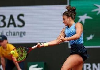 Roland Garros Paolini eliminata. Svitolina rimonta e vola ai quarti