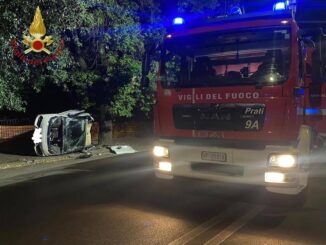 Roma si ribalta microcar gravi quattro giovani