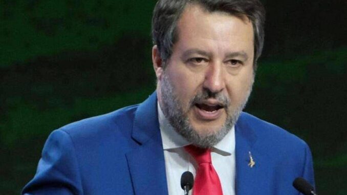 Salvini: “Italiani a Guantanamo? Trump fa il suo mestiere”