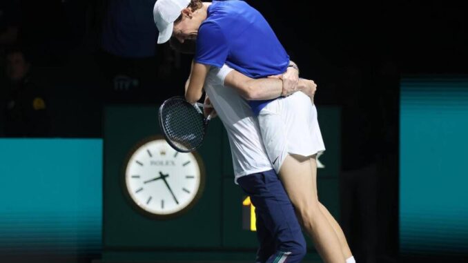 Sinner-Djokovic, il punto che ha cambiato la loro storia – Video