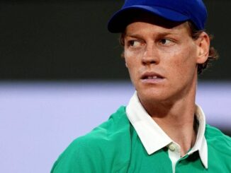 Sinner battuto in finale infinita al Roland Garros Alcaraz trionfa al quinto set