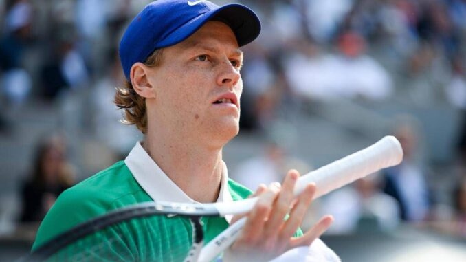 Sinner torna a Sesto Pusteria dopo il Roland Garros. Il sindaco: “La Panda, il gatto e…”