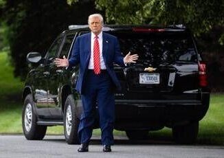 Stop viaggi in Usa Trump firma divieto per 12 Paesi perche e cosa sappiamo