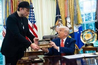 Trump-Musk, scontro totale. Il presidente: “Sei impazzito”. Mr X: “Il tuo nome nei file di Epstein”