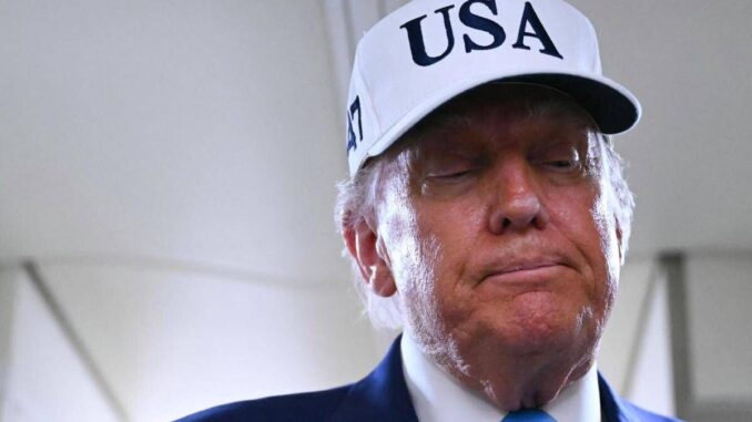Trump festeggia oggi 79 anni ma sui social monta la ‘teoria del catetere’