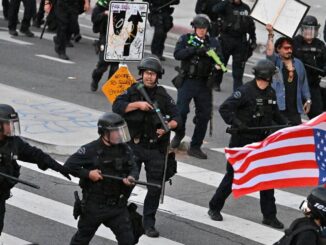 Usa coprifuoco a Los Angeles. Trump Manifestanti sono animali pagati da qualcuno