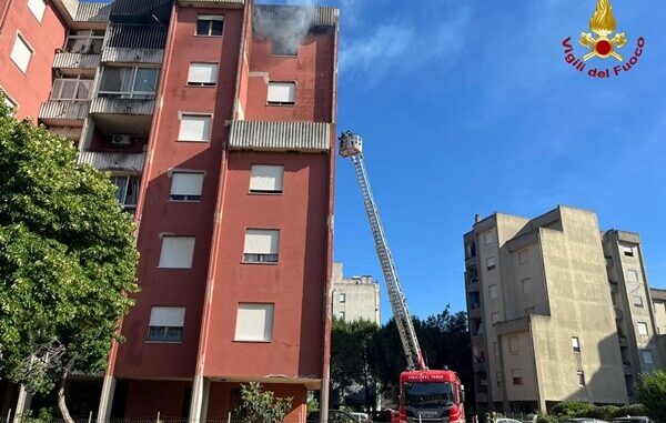 incendio palazzina guspini ridim incendio palazzina Guspini